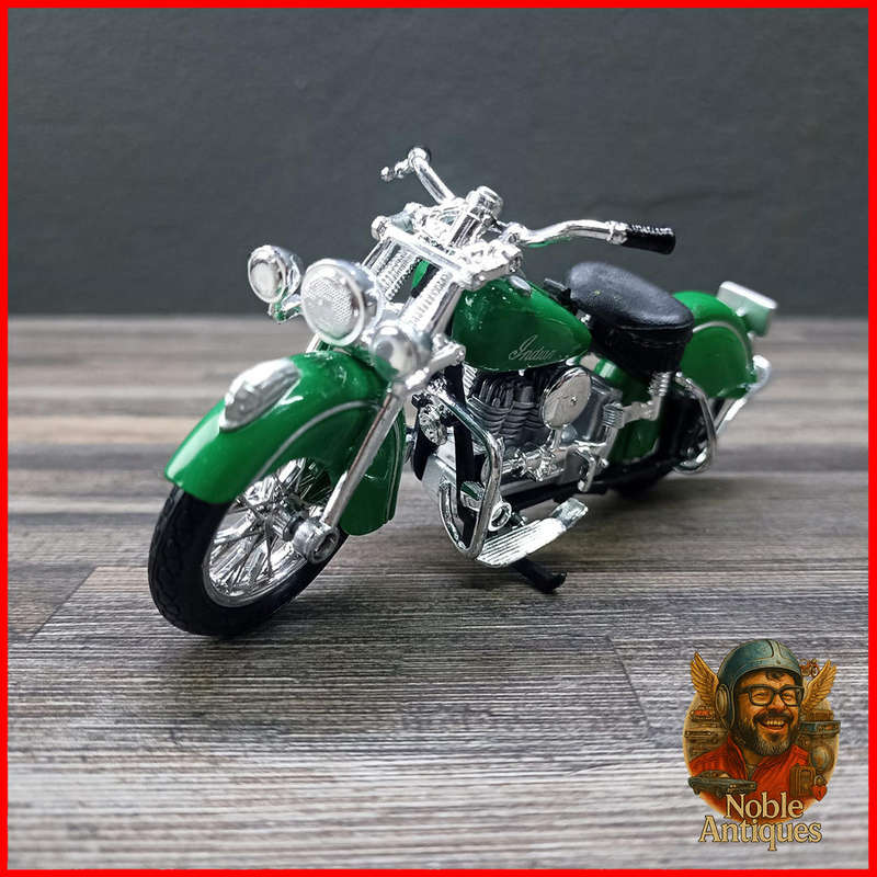 Indian Chief Motorcycle Die-cast Scale 1:18