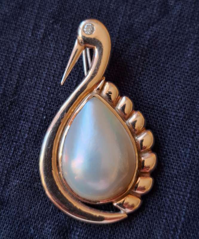 Vintage 9ct Gold, Diamond & Pearl Pendant 7.7grams