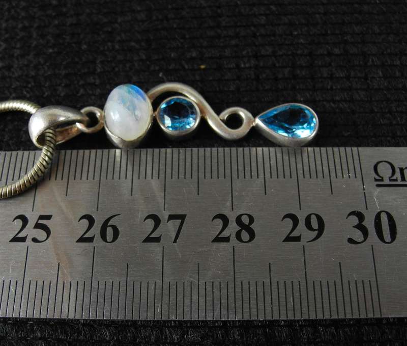 Vintage Sterling Silver Pendant & Necklace