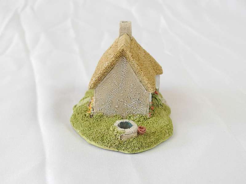 Lilliput Lane "Daisy Cottage" Handmade Miniature (1991, Cumbria, UK)