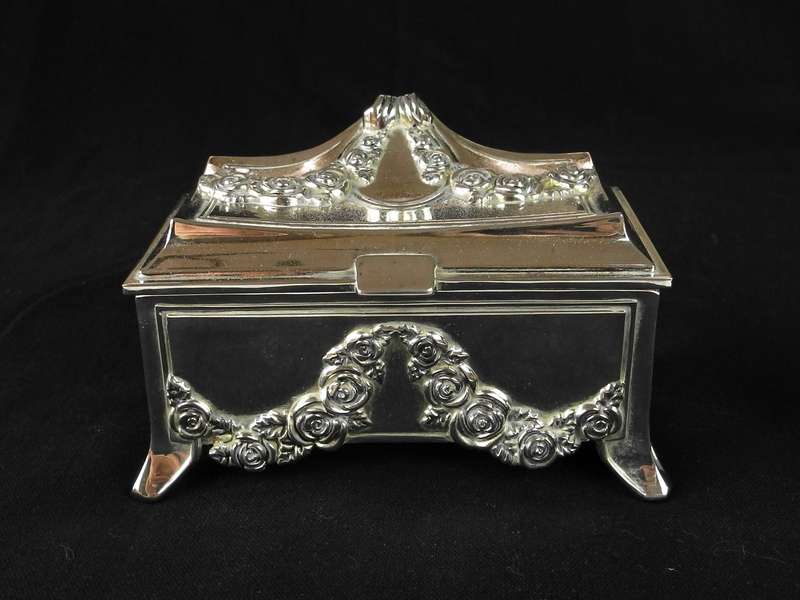 Floral Scrollwork Jewellery box