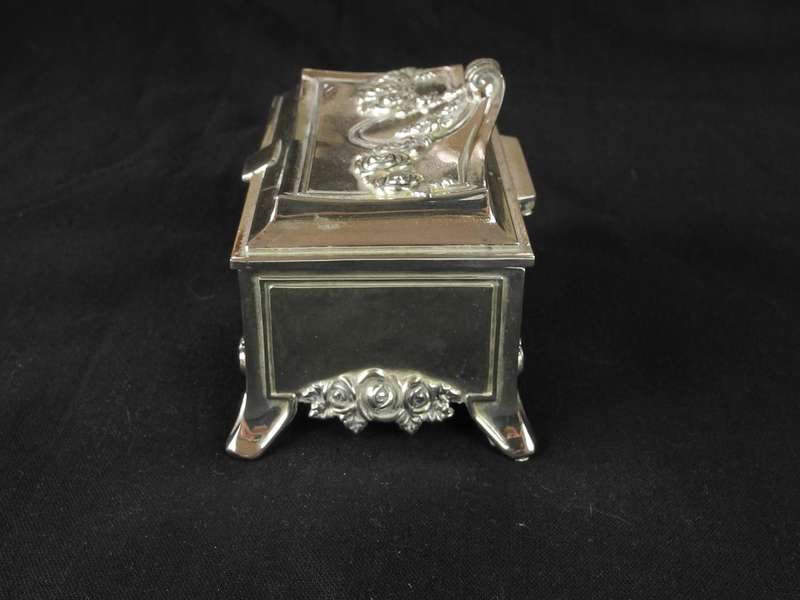 Floral Scrollwork Jewellery box
