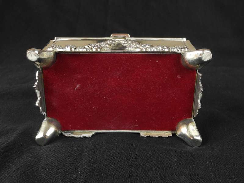Floral Scrollwork Jewellery box