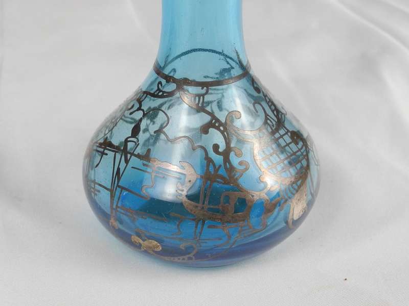 Vintage Murano Glass Vase - Elegant Blue with Gold Detailing and Signed Label