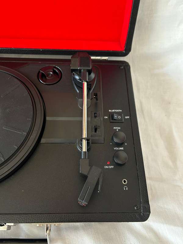 Crosley Cruiser Turntable CR8005A