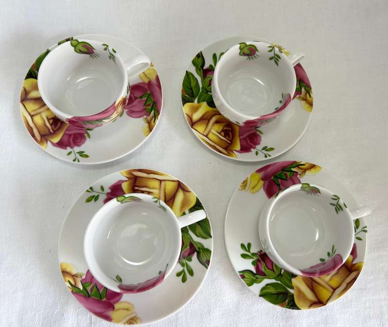 Royal Albert Country Rose Expresso Cups and Saucers