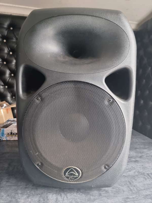 Wharfdale  Titan 12D active PA speaker