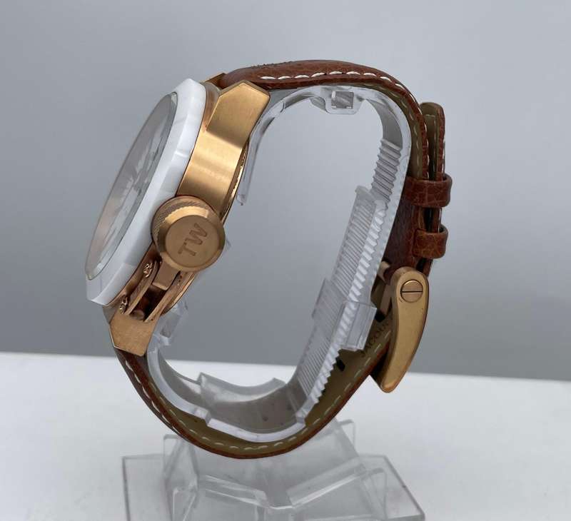 TW Steel Ceo Canteen White / Gold toned