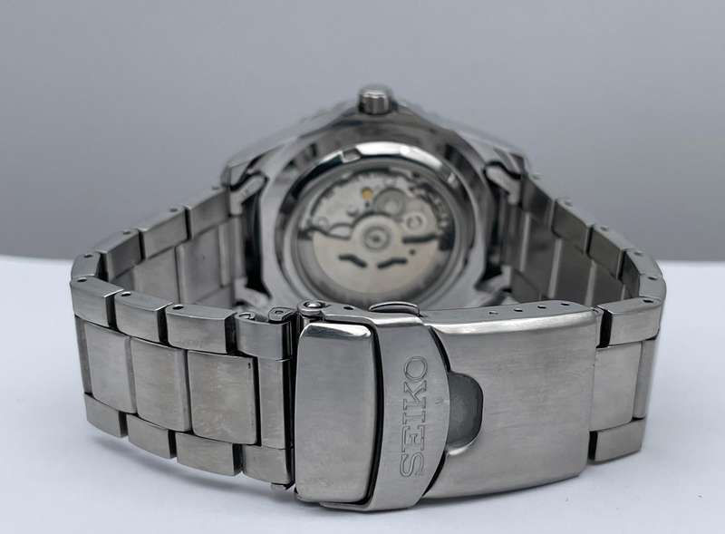 Seiko 5 Automatic Day-date