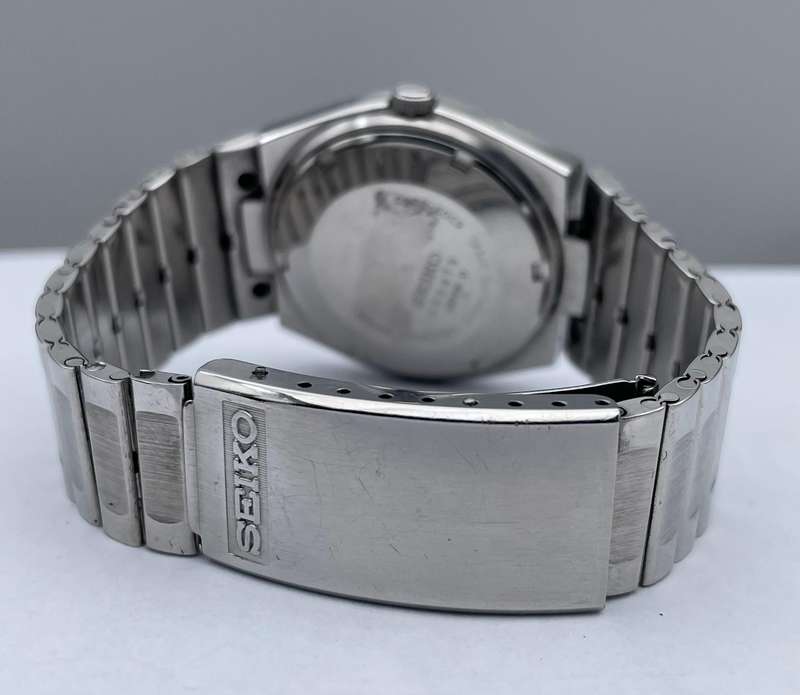 Vintage Seiko 17 jewels Day-date