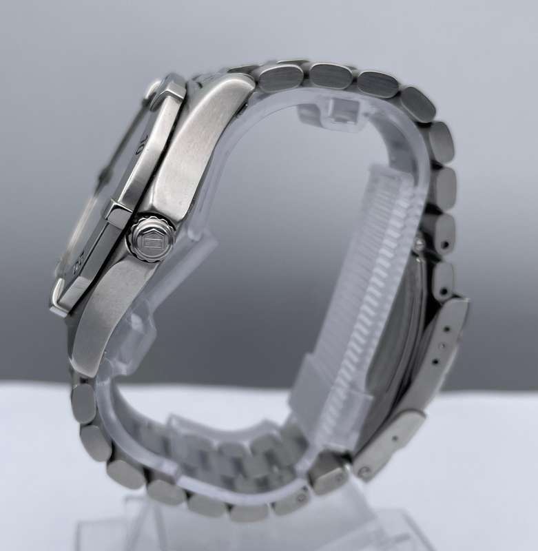 Tag Heuer Professional 2000