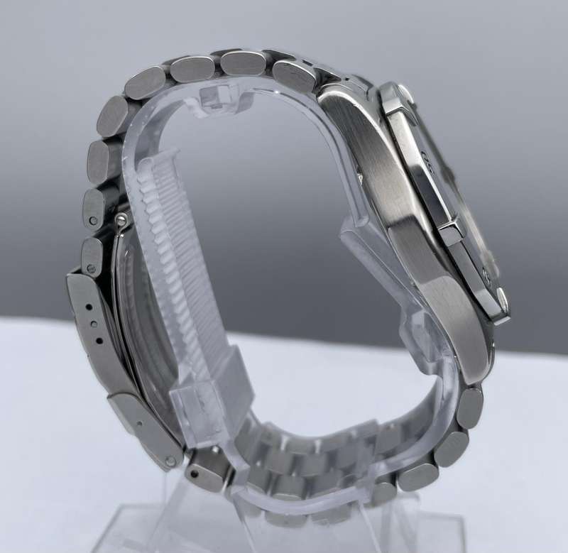 Tag Heuer Professional 2000