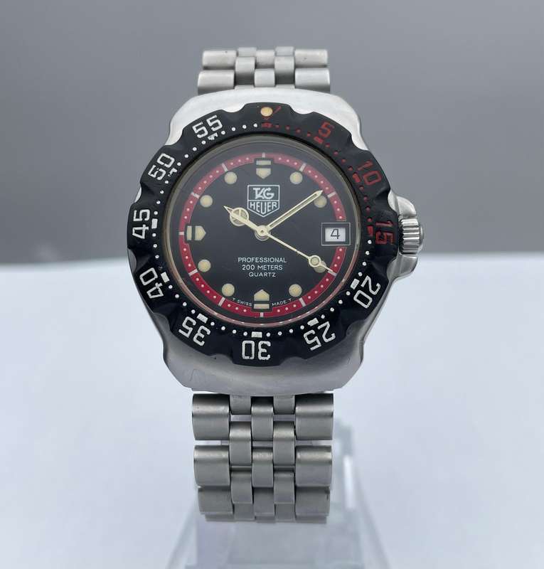 Tag Heuer Professional 200m