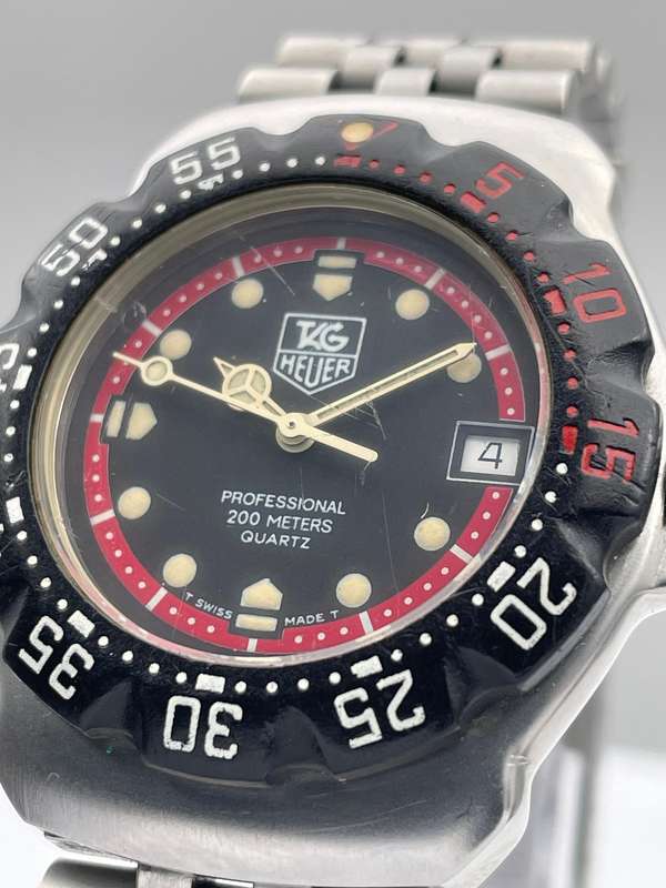 Tag Heuer Professional 200m