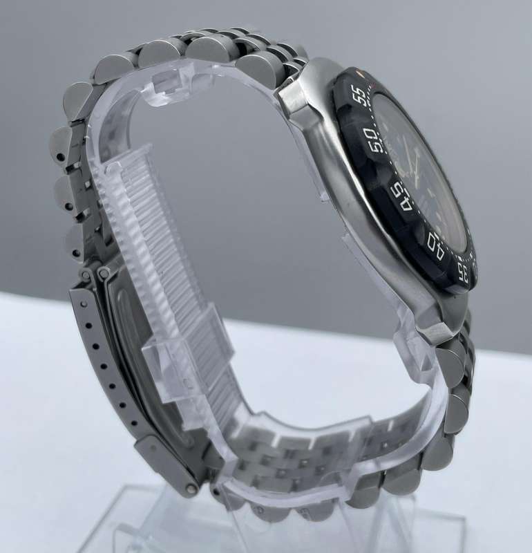 Tag Heuer Professional 200m