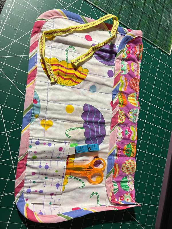 Handmade Roll-Up Crochet Needle Bag with 5 Crochet Hooks, Scissors & Measuring Tape (25cm x 35cm)