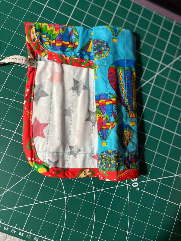 Handmade Roll-Up Crochet Needle Bag with 5 Crochet Hooks, Scissors & Measuring Tape (25cm x 35cm)