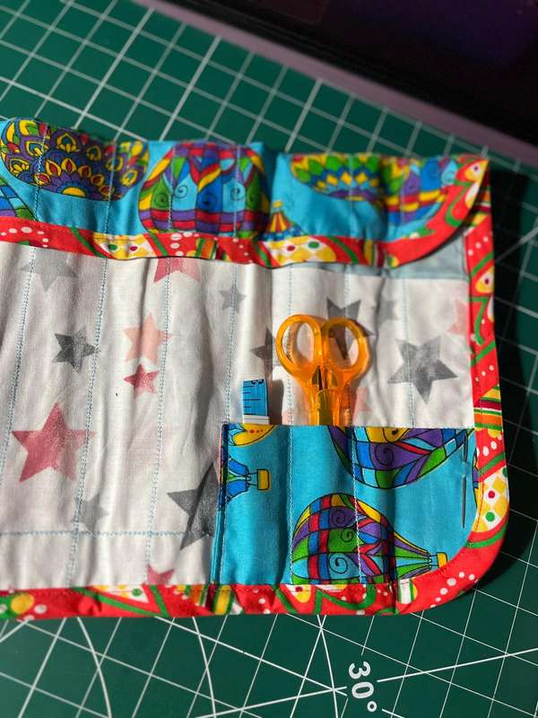 Handmade Roll-Up Crochet Needle Bag with 5 Crochet Hooks, Scissors & Measuring Tape (25cm x 35cm)