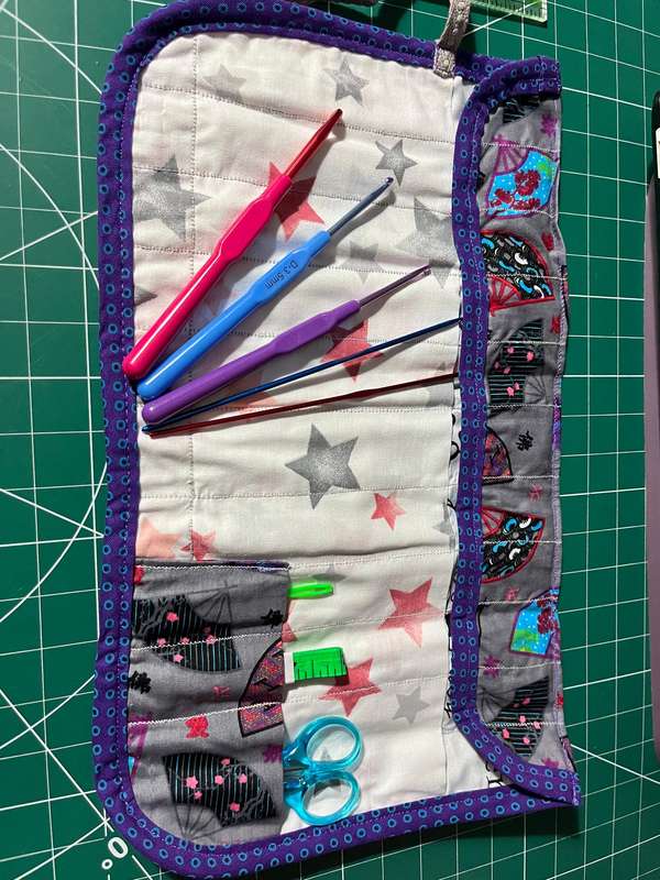 Handmade Roll-Up Crochet Needle Bag with 5 Crochet Hooks, Scissors & Measuring Tape (25cm x 35cm)