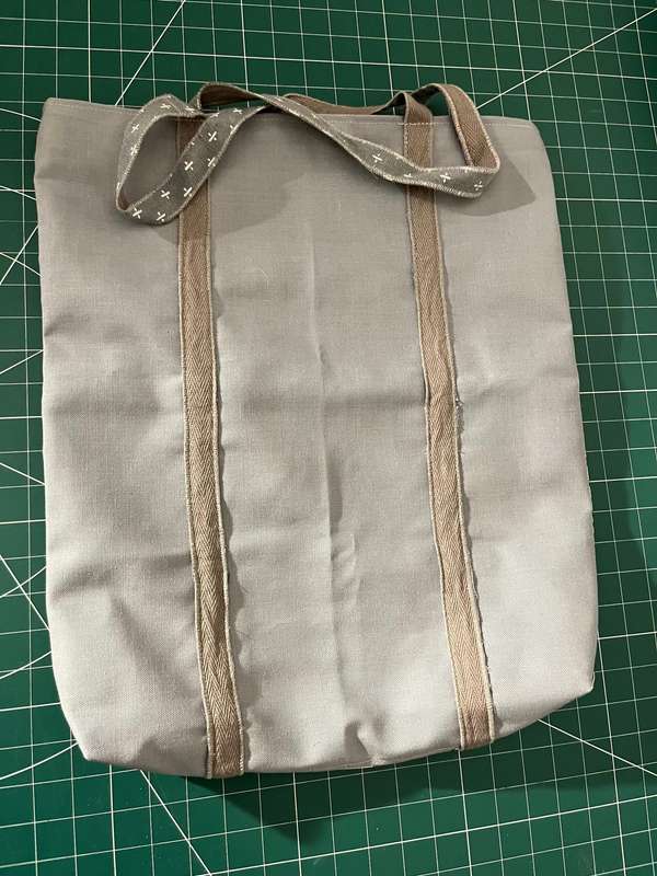 Handmade Detailed One-of-a-kind, Elegant, Multifunctional, Colourful bag. +|- 33cm X 40cm