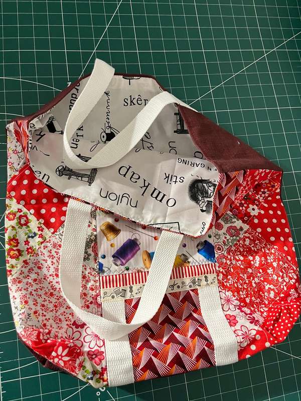 Handmade Detailed One-of-a-kind, Elegant, Multifunctional, Colourful bag. +|- 33cm X 40cm