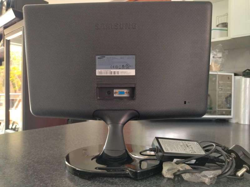 Samsung S19A100N 19" Wide Monitor