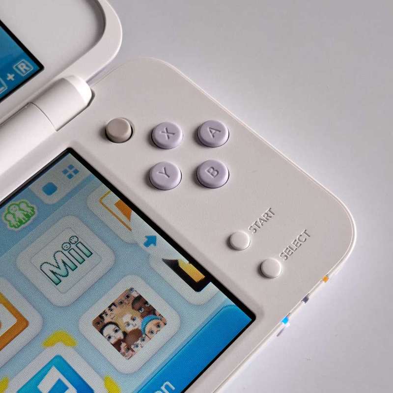"New" Nintendo 2Ds XL Console