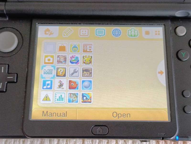 'New' Nintendo 3DS XL Console - Samus (Metroid) Limited Edition