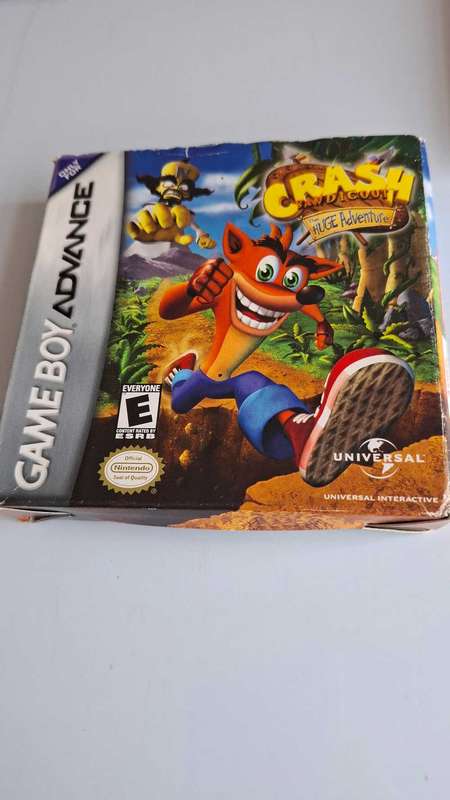 Crash Bandicoot The Huge Adventure Gameboy GBA