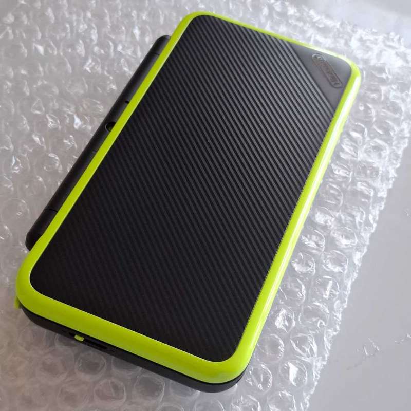 "New" Nintendo 2Ds XL Console