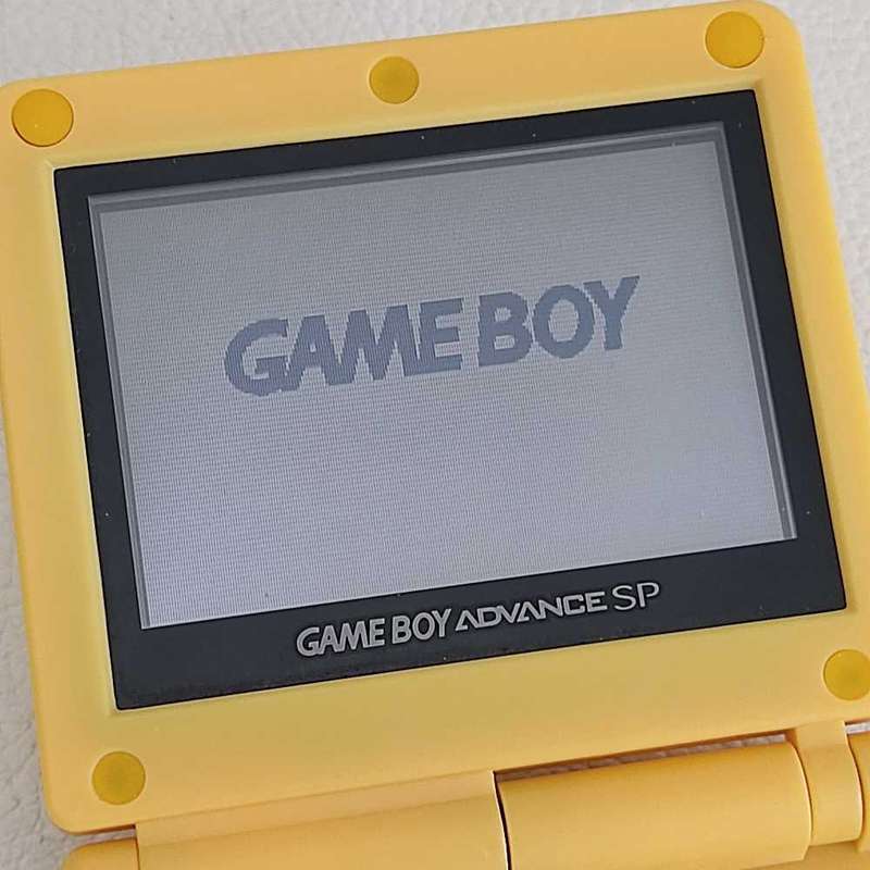 Nintendo GameBoy Advance SP console AGS - 001