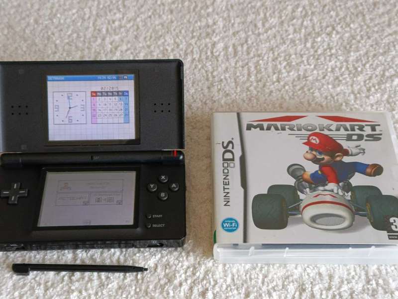 Nintendo Ds lite Console +MarioKart