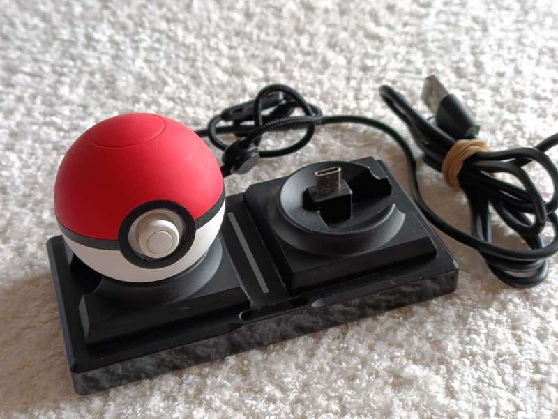 Pokéball Controller +Charger Nintendo Switch