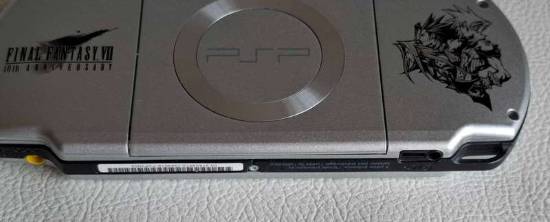 Psp Final Fantasy Edition with Final Fantasy Crisis Core VII