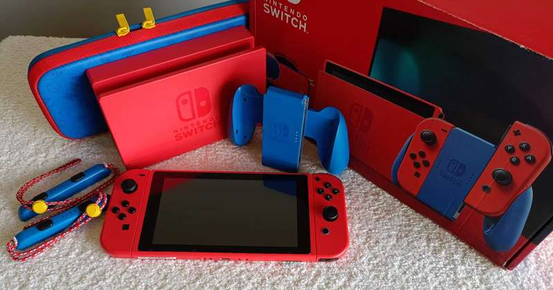 Nintendo Switch Mario Red & Blue Edition +Box