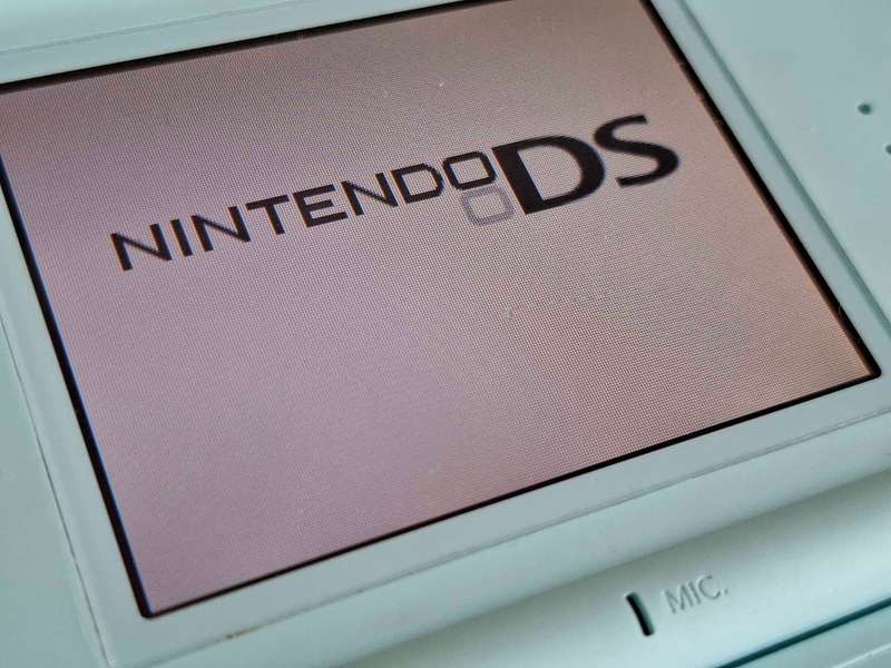 Nintendo Ds Lite Console +USB Charger