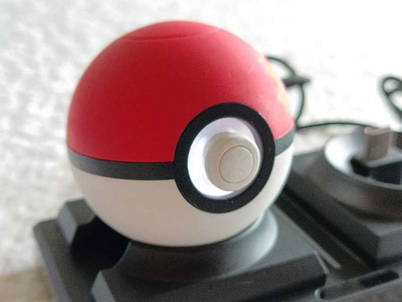 Pokéball Controller +Charger Nintendo Switch