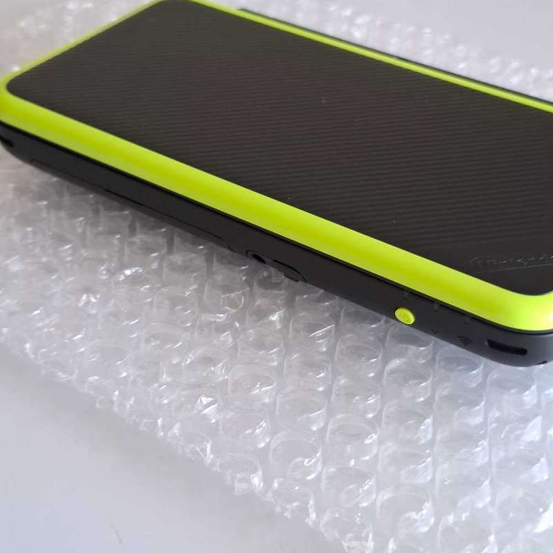 "New" Nintendo 2Ds XL Console