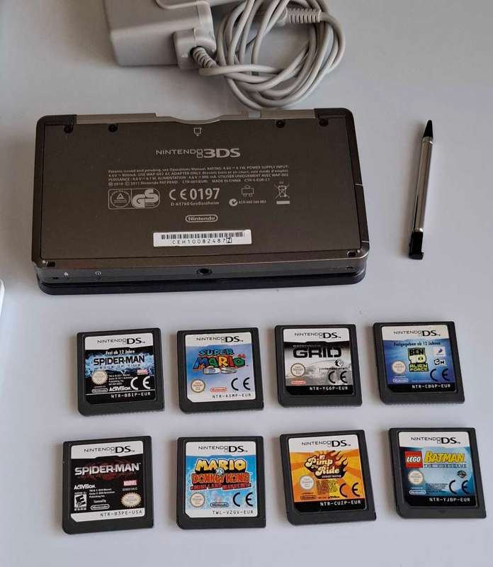 Nintendo 3Ds Console and Games Bundle