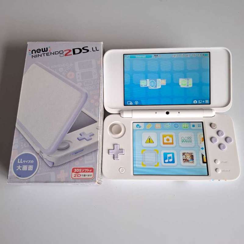 "New" Nintendo 2Ds XL Console