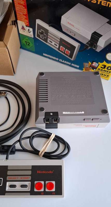Nintendo Entertainment System /, Nintendo Classic Mini