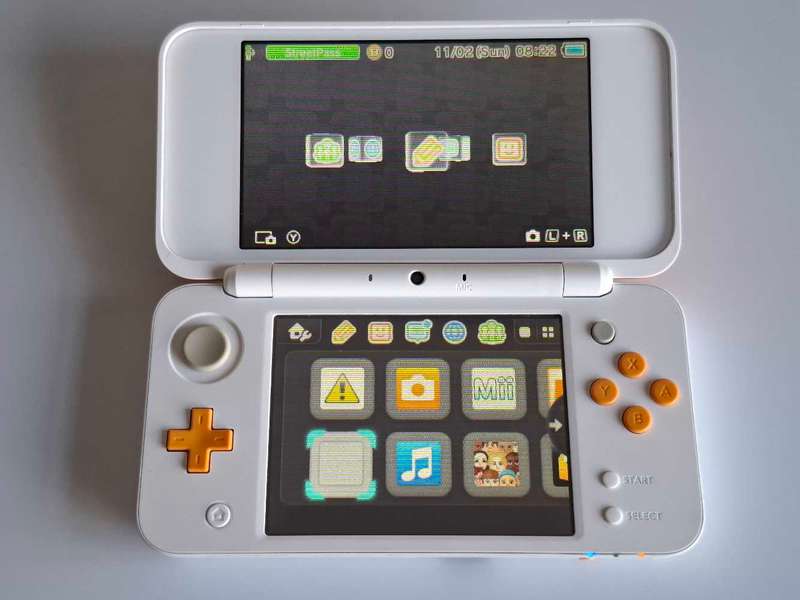 "New" Nintendo 2DS XL