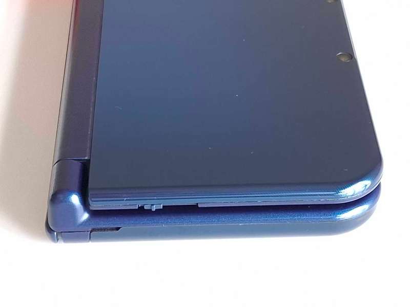 "New" Nintendo 3ds Xl Console +Charger