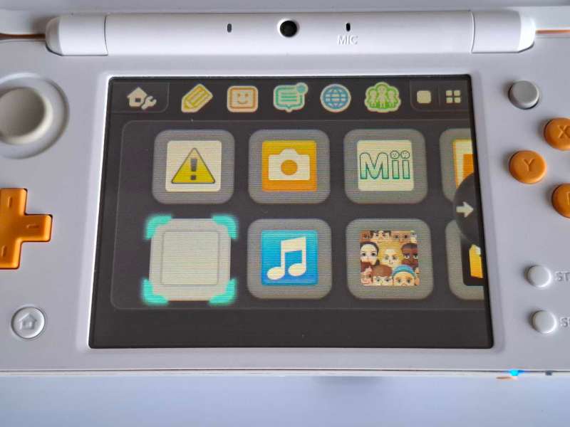 "New" Nintendo 2DS XL