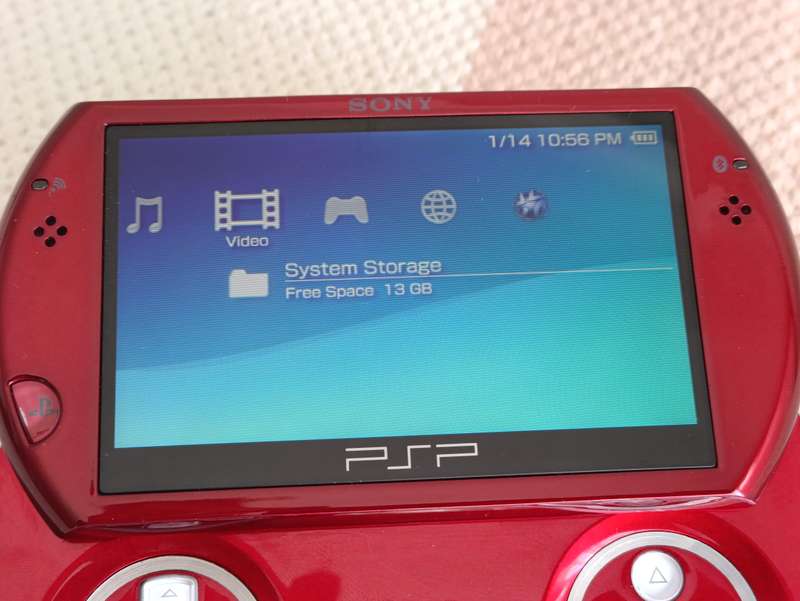 Psp Go Console +Original Charger