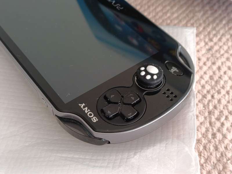 Ps Vita PCH 1004 Console +Games Bundle +Box