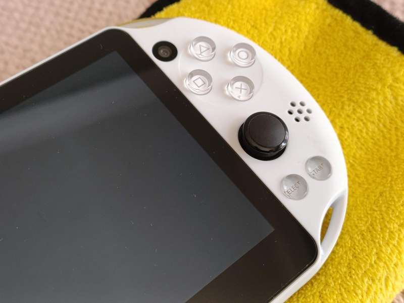 PS Vita Slim with Box +16gb Memory card Glacier White