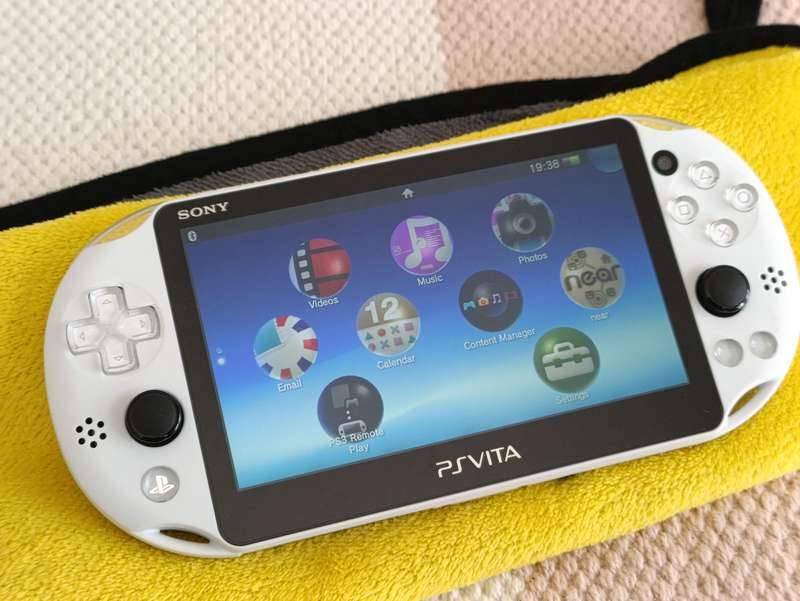 PS Vita Slim with Box +16gb Memory card Glacier White
