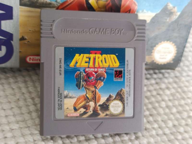 Metroid II Return Of Samus Nintendo Game Boy