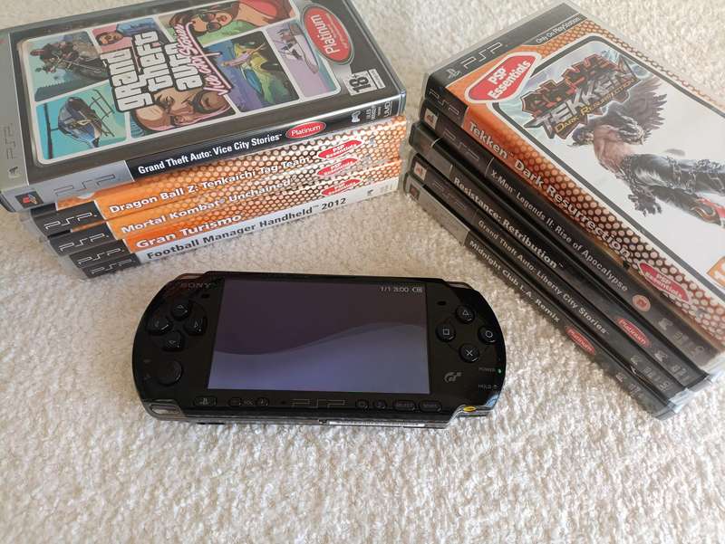 Sony Psp Gran Turismo Edition Console +Games Bundle